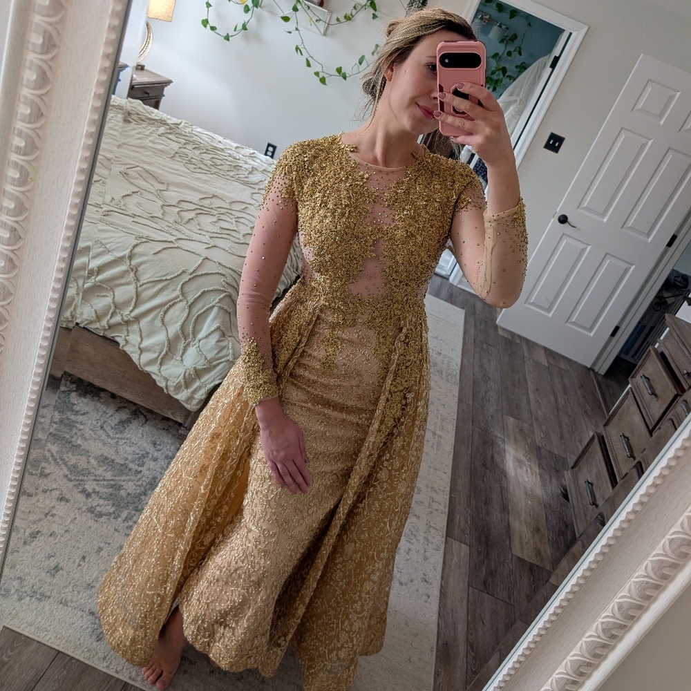Mac Duggal gold illusion dress size 6 (tags on from real real)